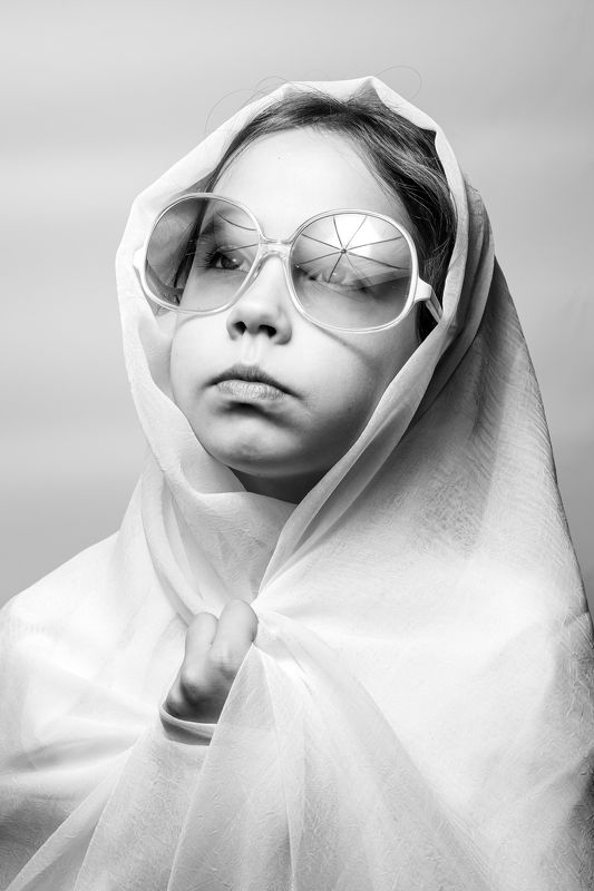 Into the light фото превью