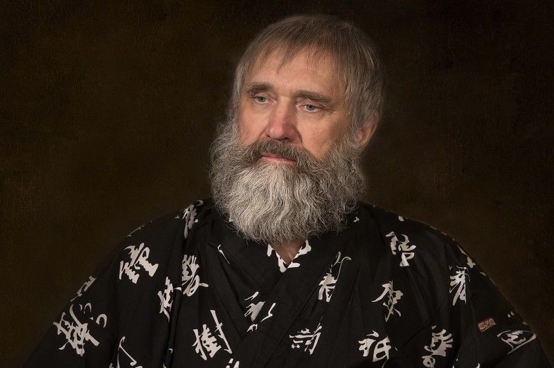 #мужской_портрет #бородатый_мужчина #студийный_портрет Взгляд. Человек и пространство. фото превью