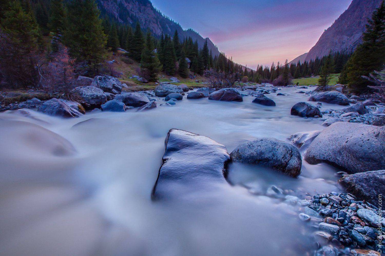 Горы, Закат, Иссык-Куль, Киргизия, Река, Михаил Шмелёв