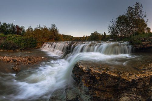 Встретить рассвет у водопада 2