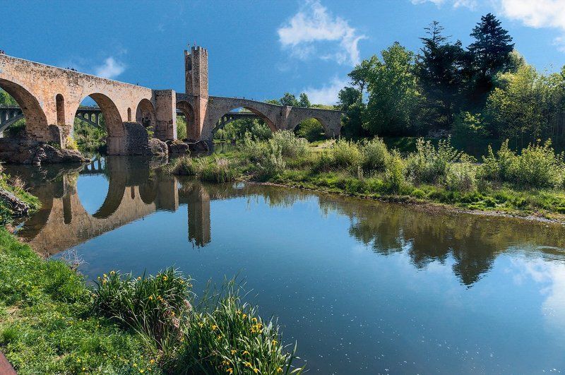 Girona. Бессмертный город фото превью