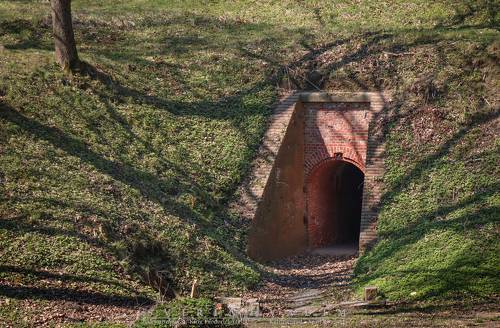 «Вход в подземелье»