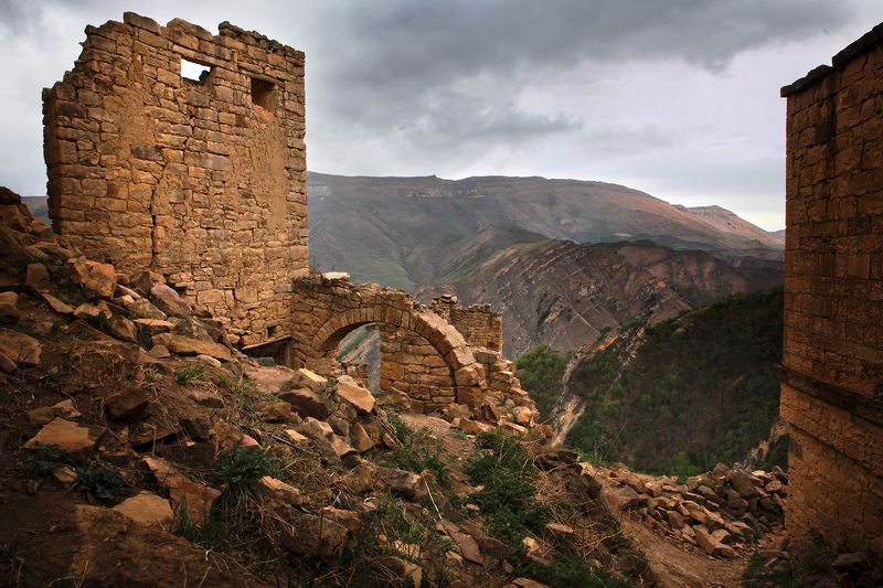 Развалины старого Гамсутля.. фото превью