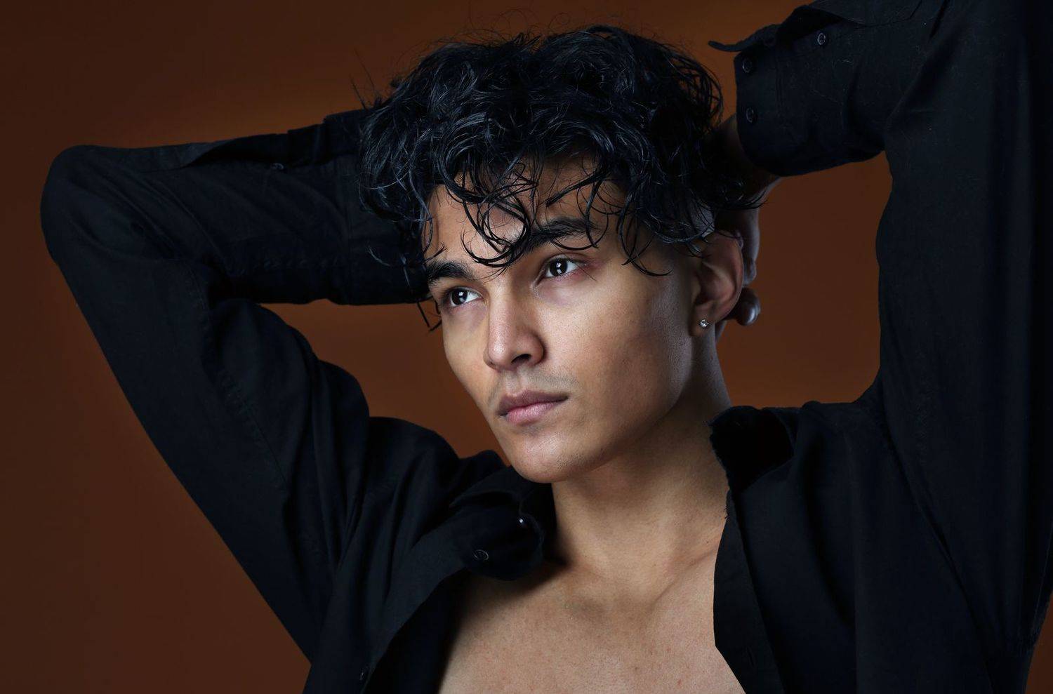 мужчина, портрет, образ, взгляд, стиль, красивый, брюнет, студия, рубашка, мода, одежда, Игорь Парсаданов