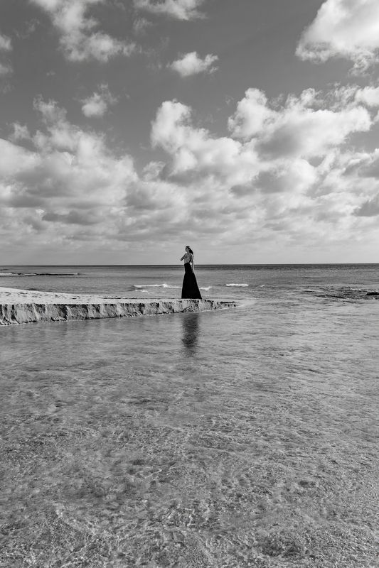 fashion, women, style, natural light, italian model, blonde girl Sleeping with ghosts фото превью