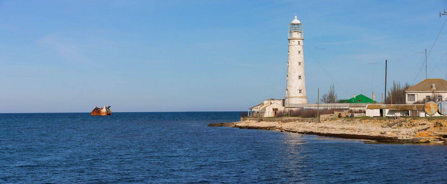 тарханкутский маяк, черное море, мыс тарханкут, мыс кара-мрун, мыс прибойный крым, черный мыс крым, черное море, навигация, маяк, пейзажи крыма, Serge Titov