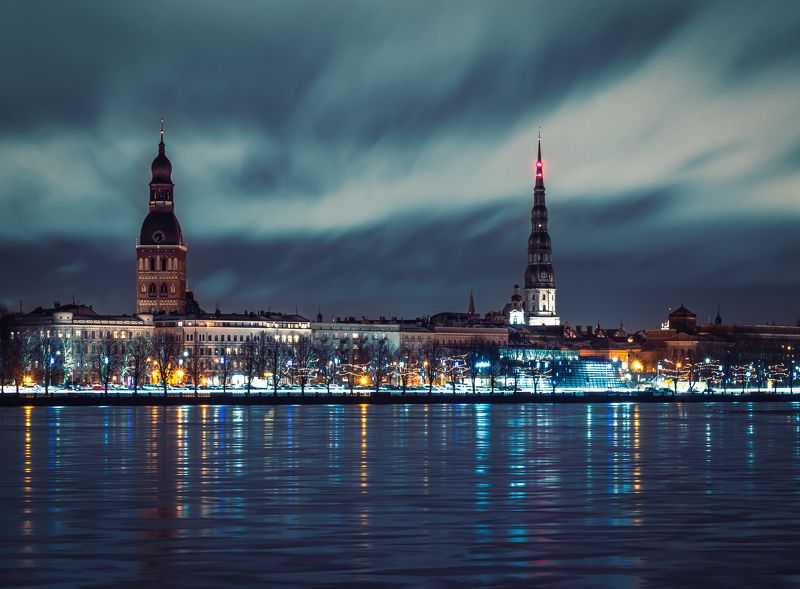 Ночная Рига фото превью