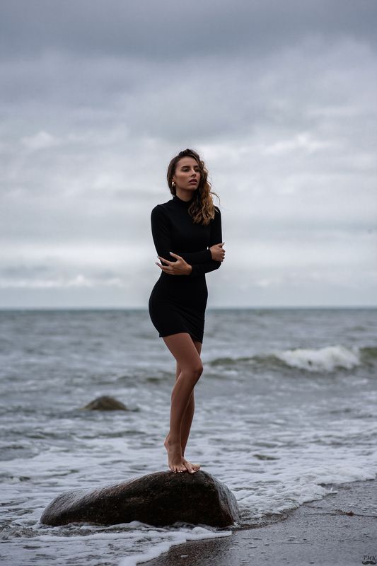 portrait, woman, summer, sea, sky, dress, mood, people, waves Stormy minds фото превью