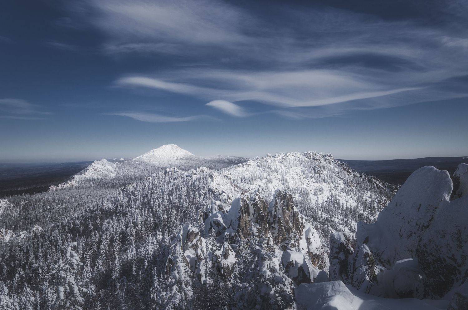 пейзаж, природа, зима, зимний пейзаж, урал, южный урал, уральские горы, природа урала, горы, скалы, природа россии, таганай, двуглавая сопка, перья, landscape, nature, winter, winter landscape, ural, southern ural, ural mountains, nature of the ural, moun, Илья Толстоноженко