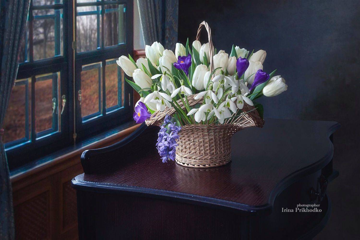 натюрморт, цветы, весна, букет, корзинка, Приходько Ирина