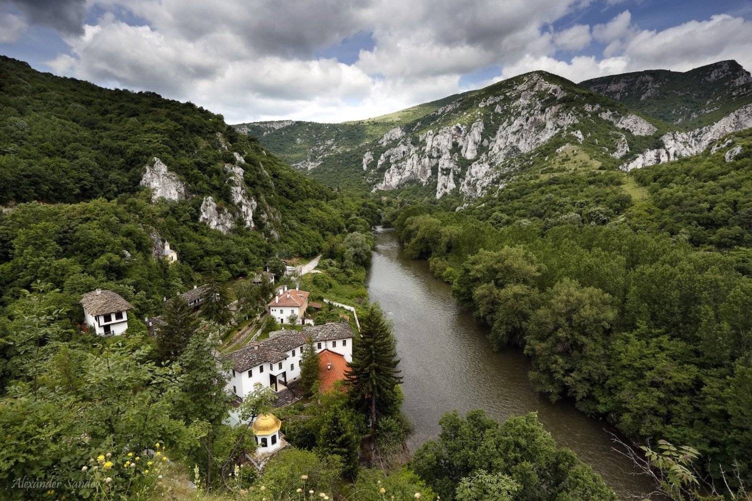 , Александър Сандев