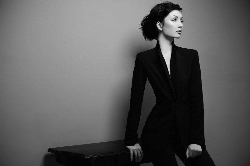 Fashion, Oodji, Портрет, Фотограф, Черно-белая фотография Девушка в черном фото превью