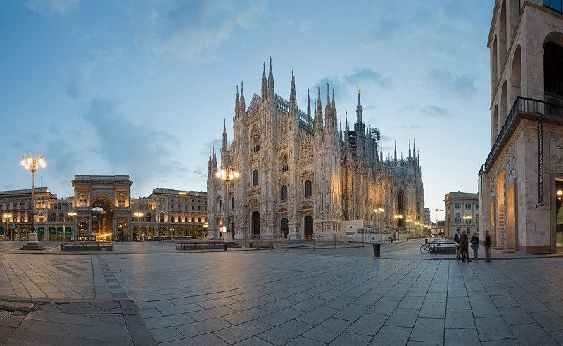 Milano, Италия, Милан Площадь кафедрального собора в Милане фото превью
