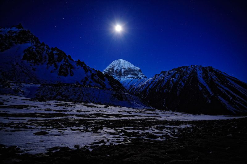 Полная луна над Кайласом. фото превью
