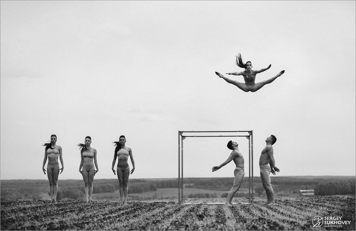 , Сергей Суховей