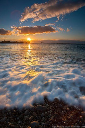 Утро в Ялте