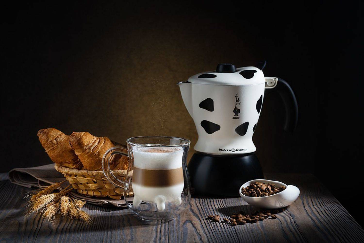 кофе, латте, молоко, натюрморт, кофейник, круассаны, хлеб, завтрак, ЯR Ольга