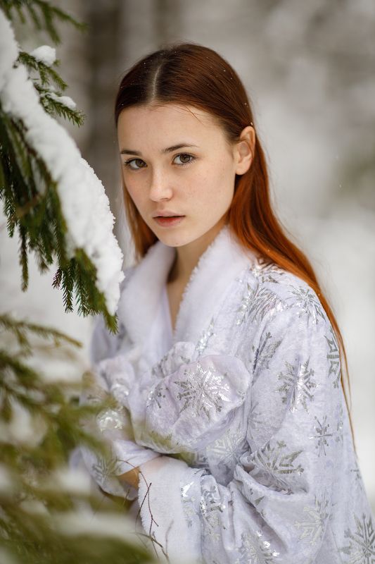портрет, девушка Снегурочка фото превью