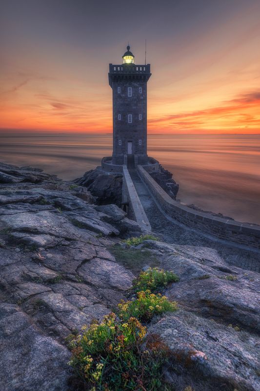 MYSTERIOUS EVENING фото превью