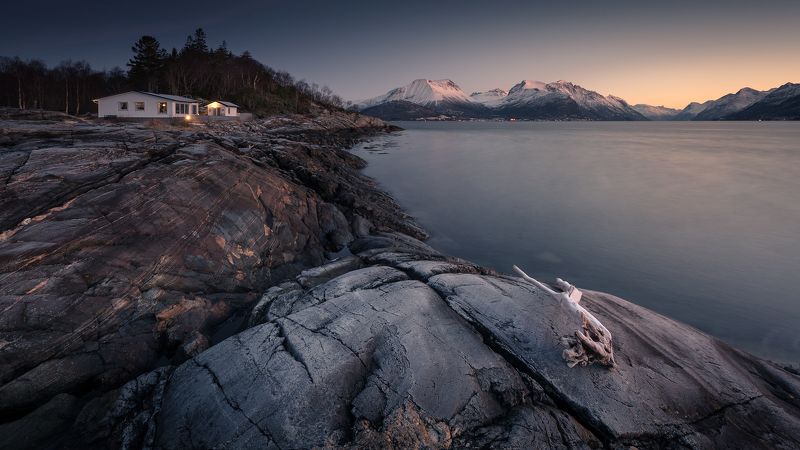 norway,landscape,cabin,mountains,light,longexposure Norway фото превью