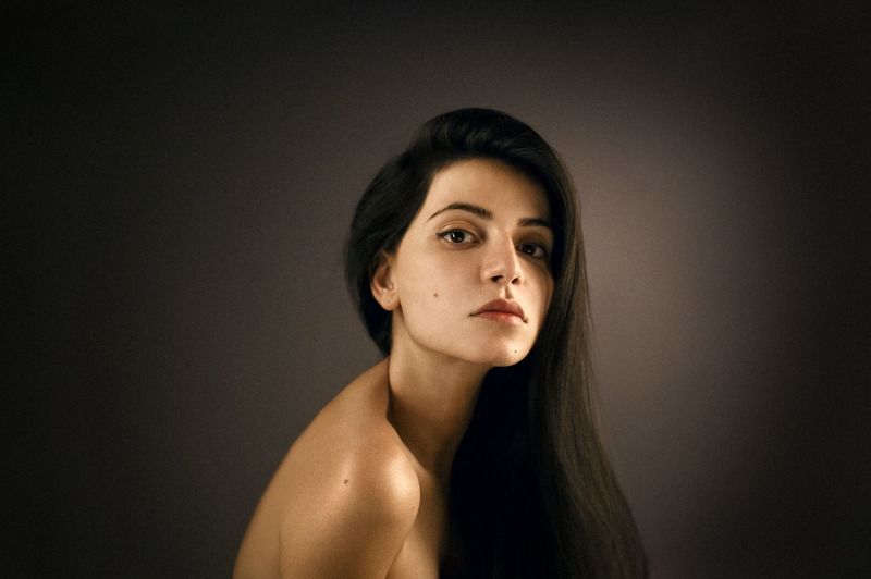 portrait, girl, female, studio, shoudlers Alena фото превью