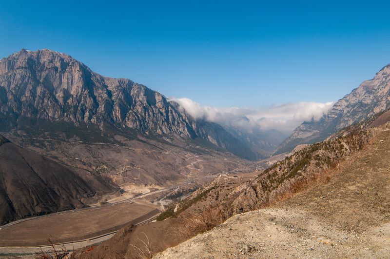 Горы, день, пейзаж, природа Ущелье в горах фото превью