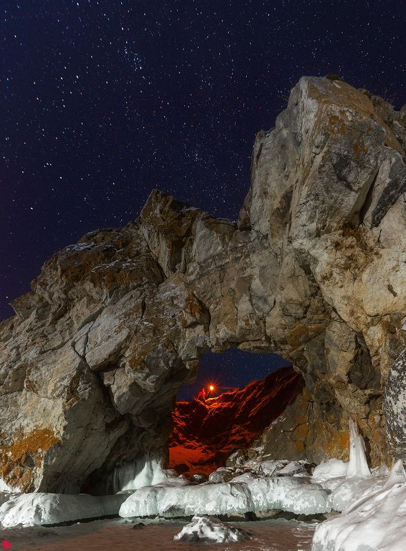 мыс цаган-хушун #байкал #цаган_хушун #yozhphoto #ежъфото #ежъ #nationalgeographic #natgeoru #madeinural Под светом звёзд фото превью