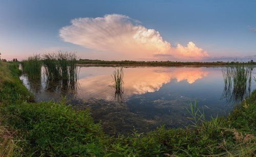 Жило было облако