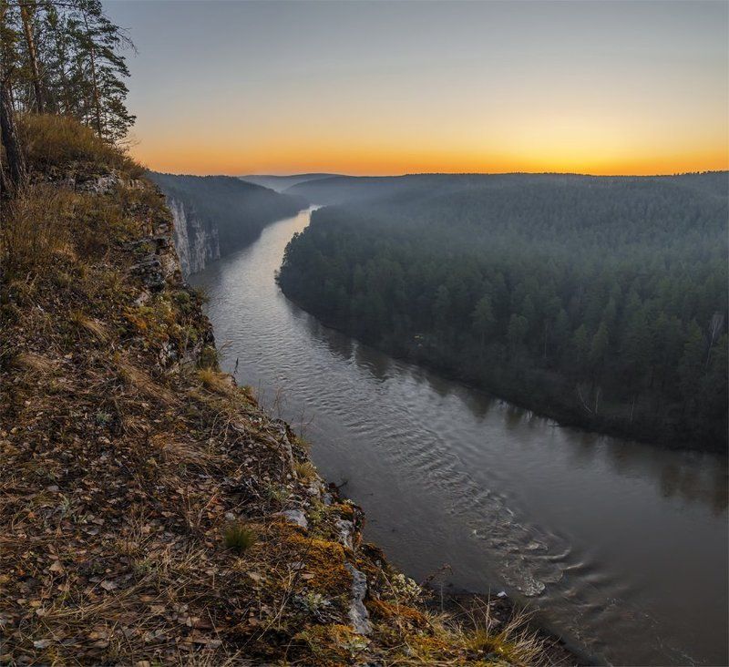 берег, весна, пейзаж, природа, путешествие, рассвет, река, туризм, урал, утро Большие притёсы фото превью