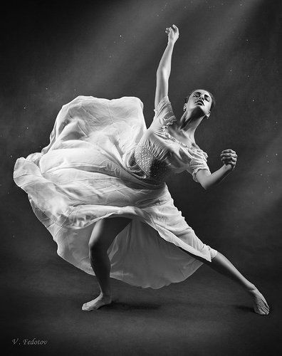 Dance in white ...