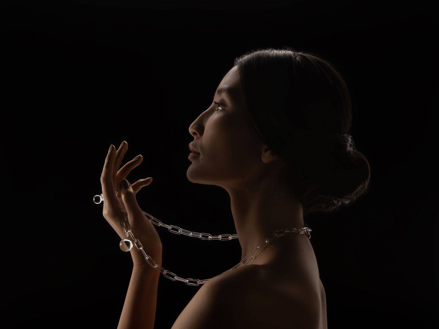 profile, glass, portrait, профиль, стекло, женский портрет, черный, Алла Масленникова