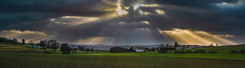 sky, landscape, field, nature, grass, green, clouds, cloud, meadow, summer, blue, storm, sun, rural, tree, agriculture, sunset, spring, horizon, weather, land, country, farm, countryside, sunlight storm clouds over the field  фото превью