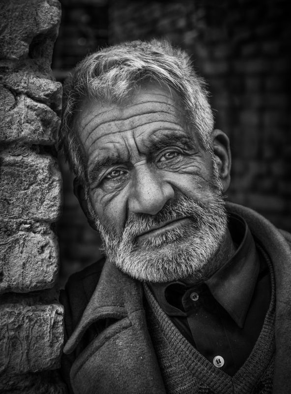 #people #portrait #face #skin #bread  Suffer People фото превью