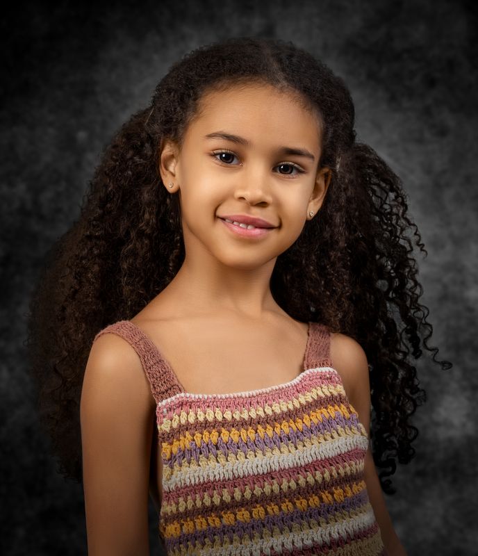 студийный портрет, детский портрет Алина фото превью