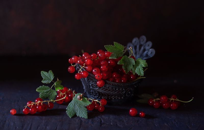 Красная смородина фото превью