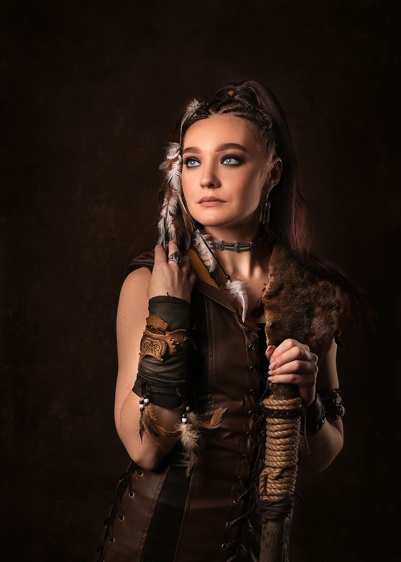 индеец, амазонка, перья, мех, девушка Люди света фото превью