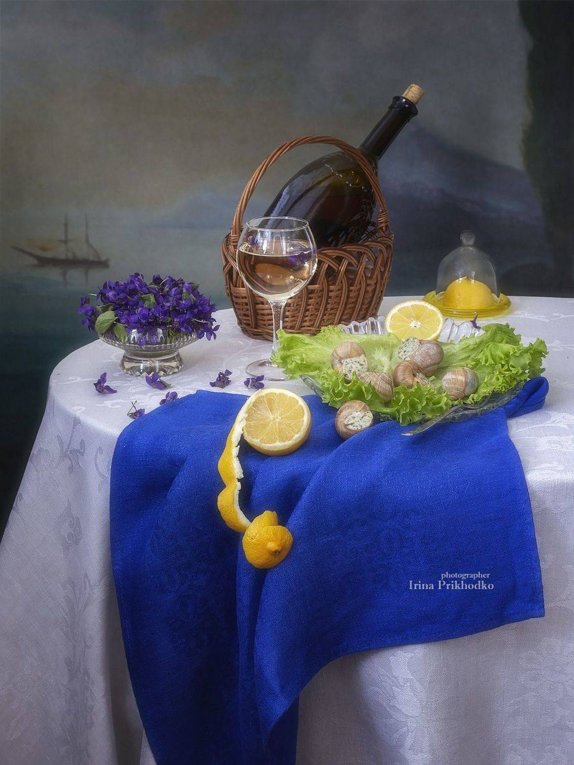натюрморт, еда, эскарго, лимоны, фиалки, Приходько Ирина