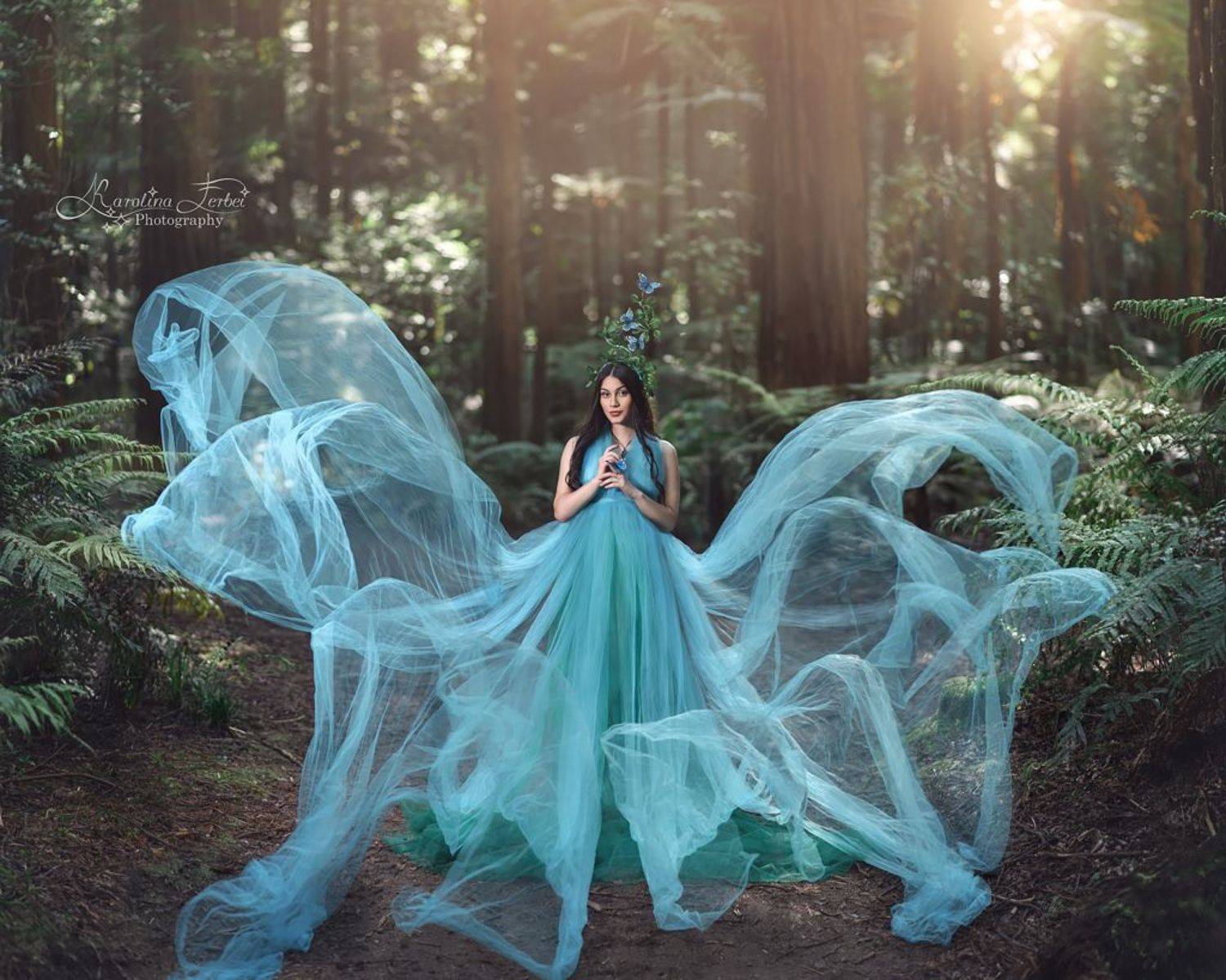 blue, dress, платье, бабочки, лес, богиня, художественная, фотография, фотосессия, волшебная, портрет, голубой, Karolina Ferbei