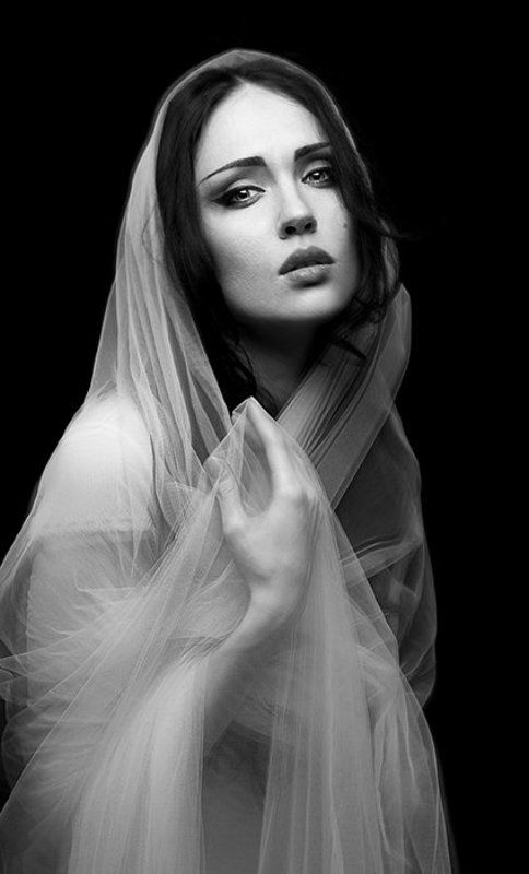 Black and white, Portrait  фото превью