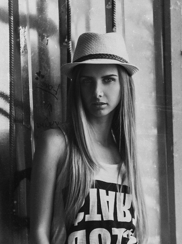 Полина фото превью