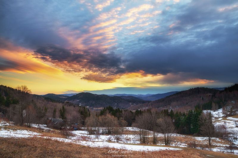 #tree #winter #sunset #sky #wood #nature #amazing #earth #pics #photo #best #poland #pentax #benro #haida Zawoja Smyraki. фото превью