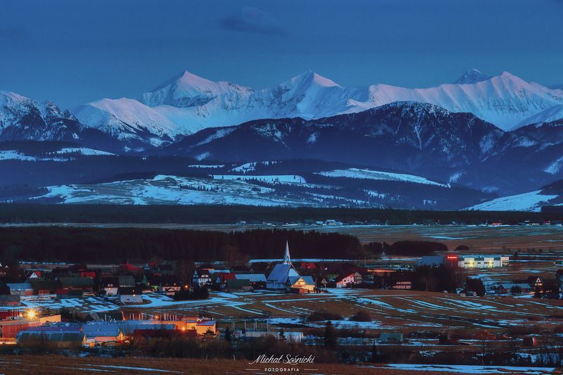 #tree #winter #sunset #sky #wood #nature #amazing #earth #pics #photo #best #poland #pentax #benro #haida #city City & mountains... фото превью