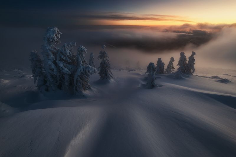 Facing the unknown фото превью