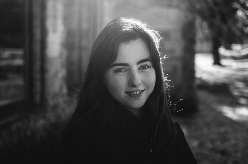 Liz in black and white фото превью