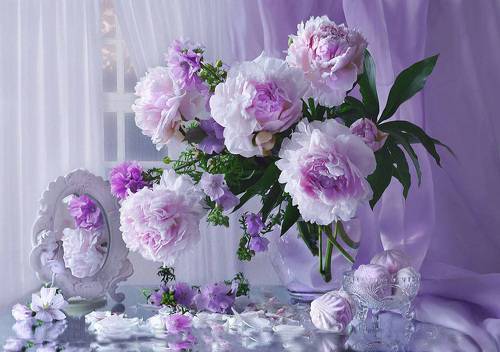 Нежная роскошь пионов...