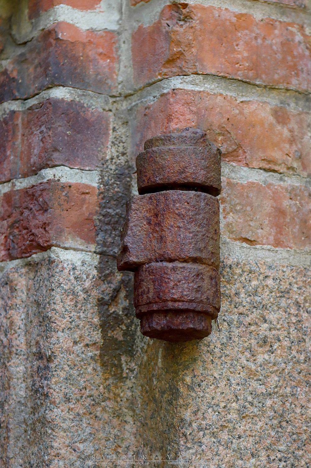 Король Фридрих III, петля, форт, архитектура, Восточная Пруссия, объект, металл, Россия, Германия, 2021 год, K&ouml;nig Friedrich III., Schleife, Festung, Architektur, Ostpreu&szlig;en, Objekt, Metall, Russland, Deutschland, 2021 , Vadim Svirin