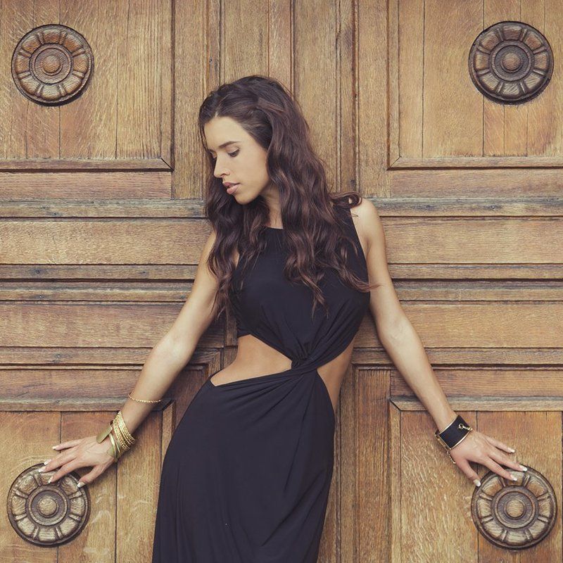 Ани фото превью