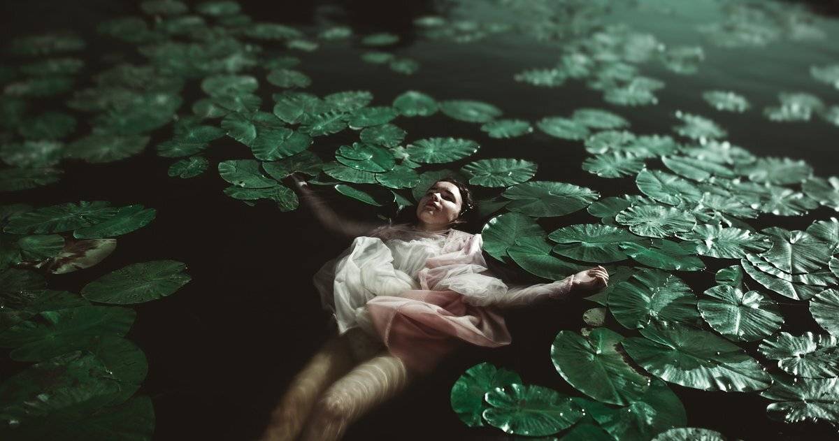 Кувшинки, Портрет в воде, Портрет девушка, Река, Маховицкая Кристина