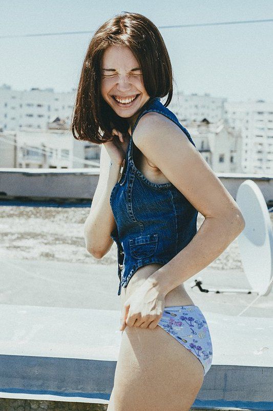 Color, Fun, Laugh, Model, Modeltest, Portrait, Roof, Smile, Young, Белье, Девушка, Красивая, Крым, Крыша, Лето, Модель, Молодость, Портрет, Портрет девушки, Портфолио, Смех, Тесты, Улыбка, Цвет  фото превью