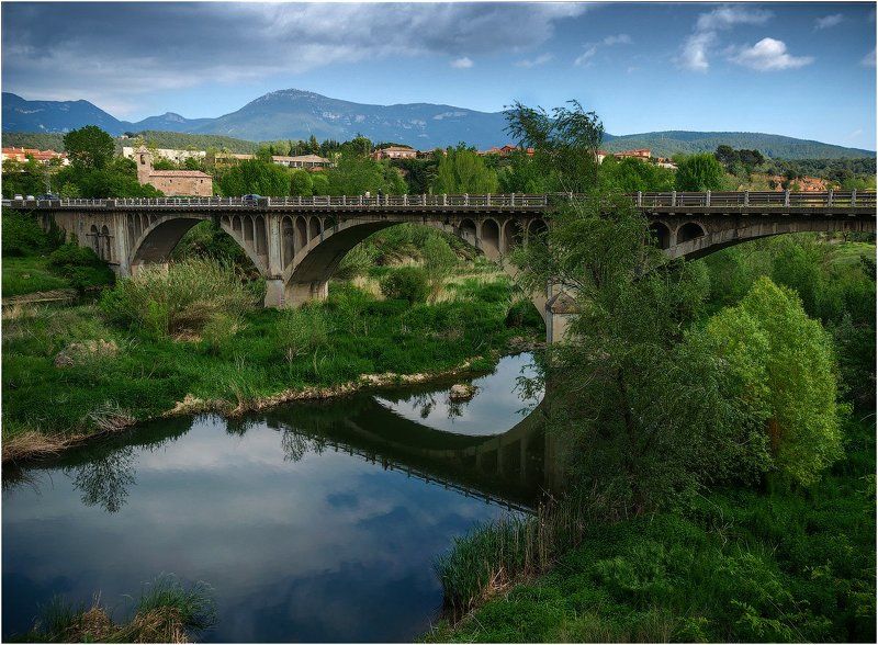 Besalú.Город в табакерке фото превью